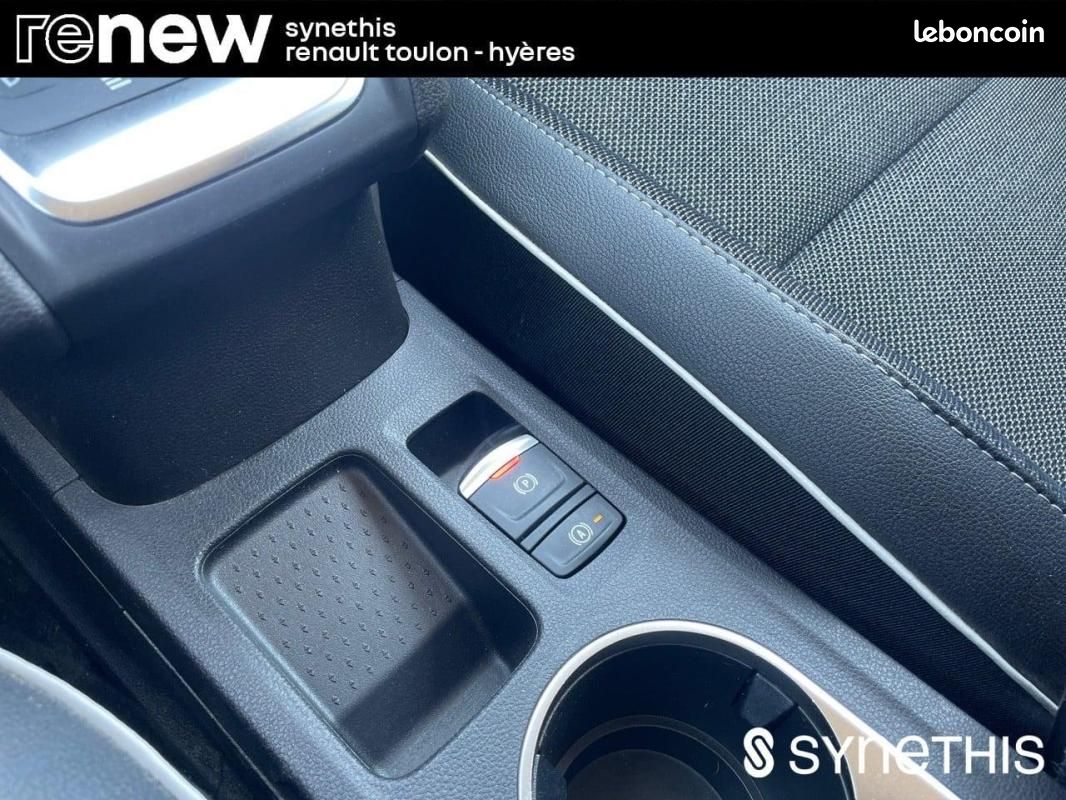 Renault Captur E-Tech 145 - 21 Intens (image 30)