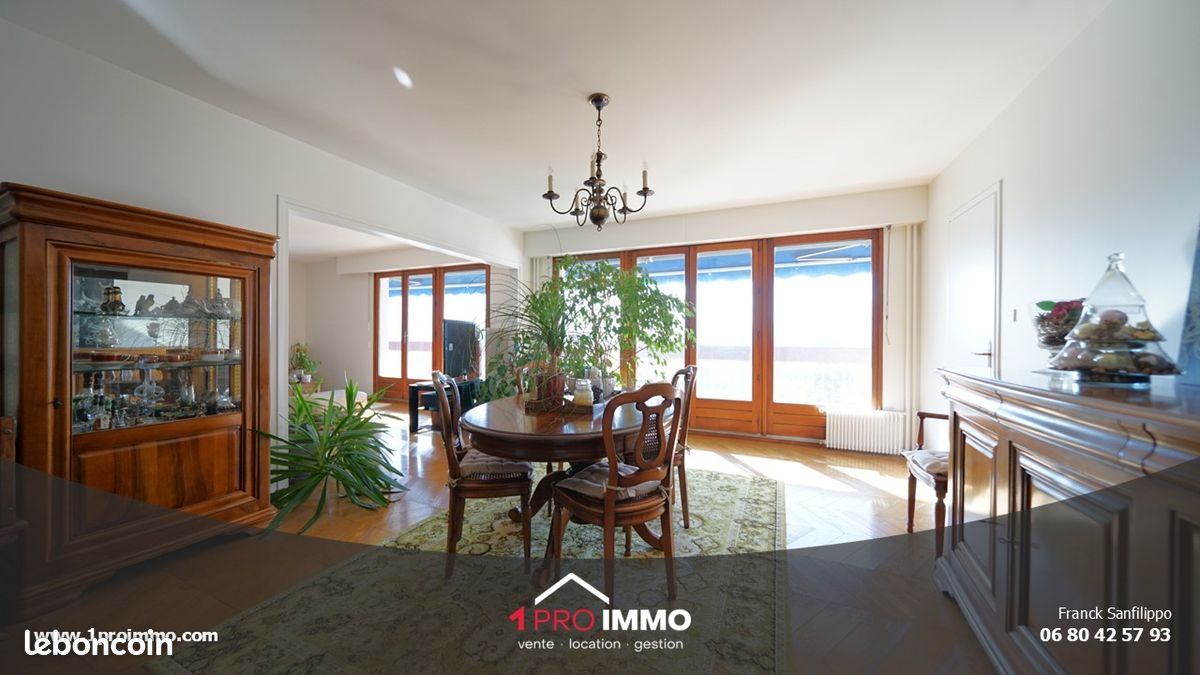 Appartement 6 pièces 141 m² · à Saint-Égrève · 141 m² · 375 000 €