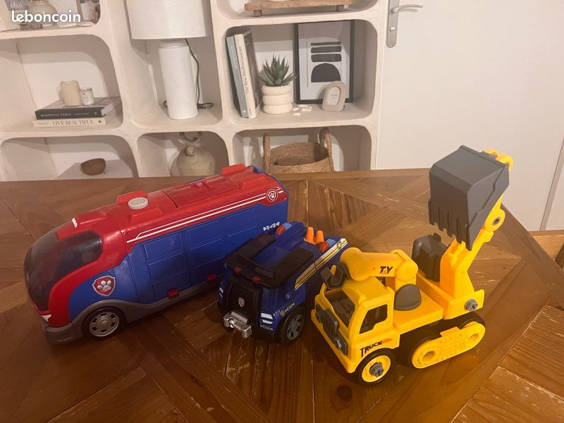 Grand lot de jouets enfant – Pat’ Patrouille, Bosch, Cars, Spider-Man, puzzles et circuit en bois (image 4)