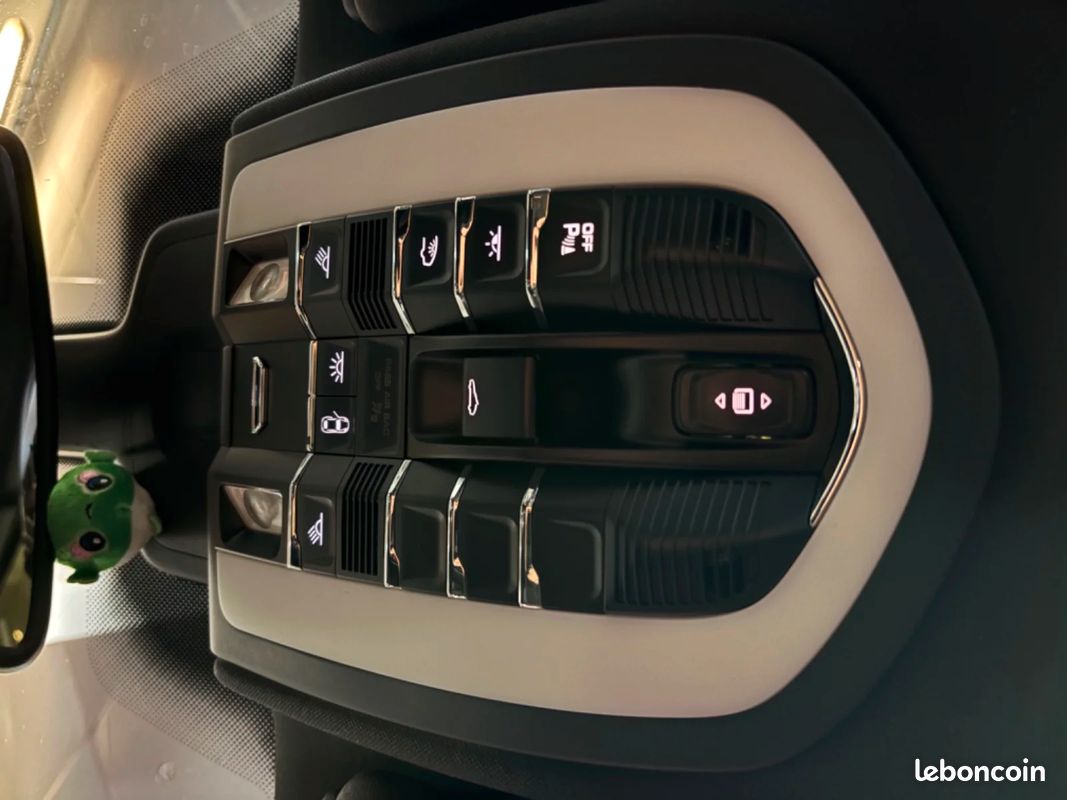PORSCHE CAYENNE 4.2D V8 S Tiptronic S A (image 32)