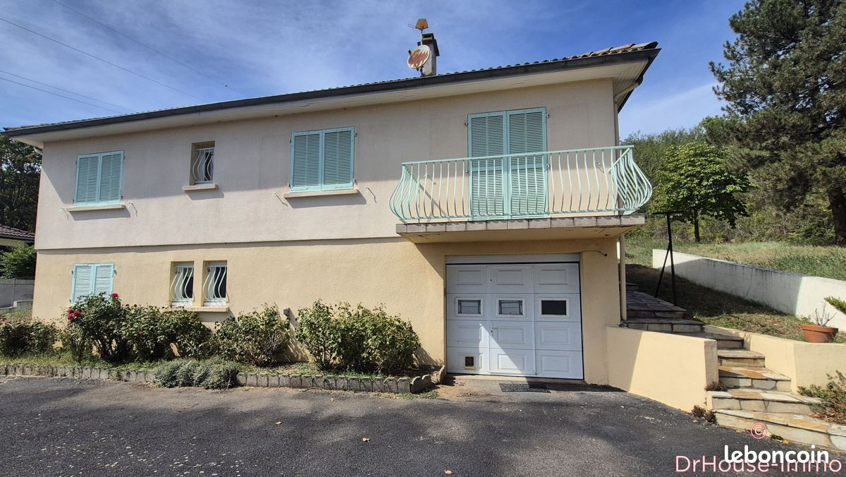 Maison 6 pièces 113 m² · au Breuil-sur-Couze · 113 m² · 195 000 €