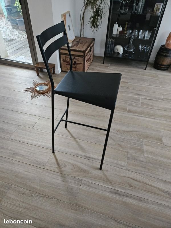 Tabourets de bar métal noir (image 1)