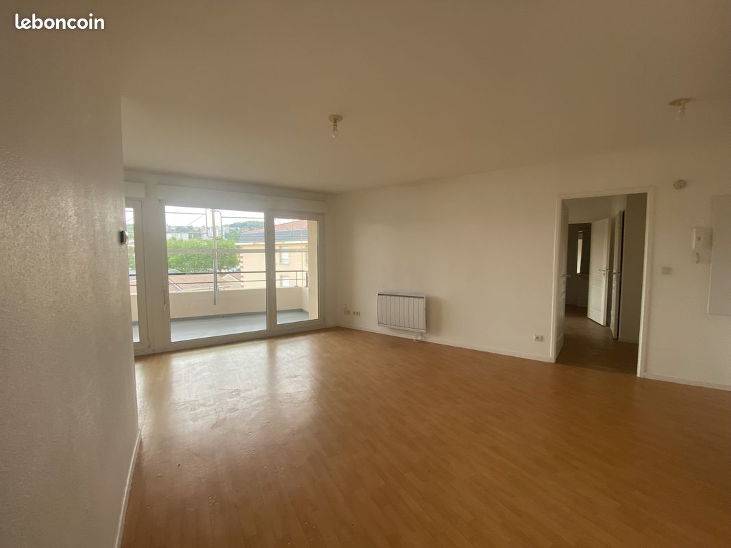 Appartement 3 pièces 56 m² · à Épernay · 56 m² · 765 €