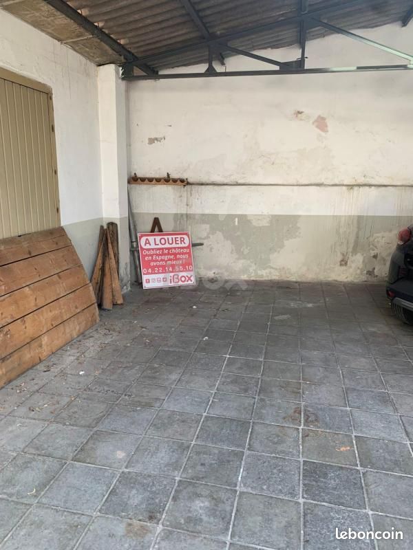 Parking Toulon · 50 €/mois