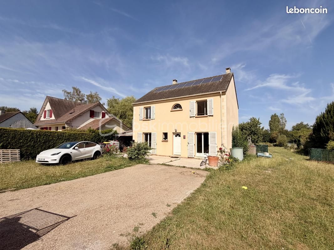 Maison 6 pièces 155 m² · à Villemaréchal · 155 m² · 260 000 €