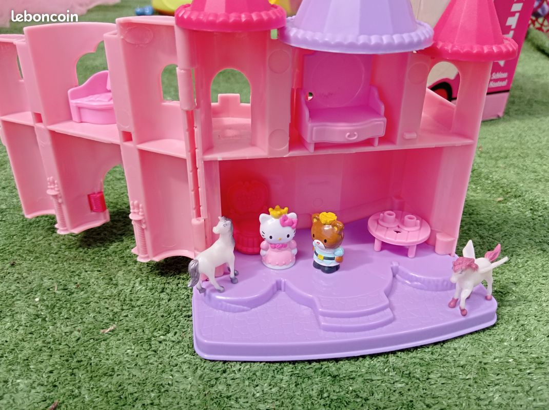 Château miniature hello Kitty (image 2)