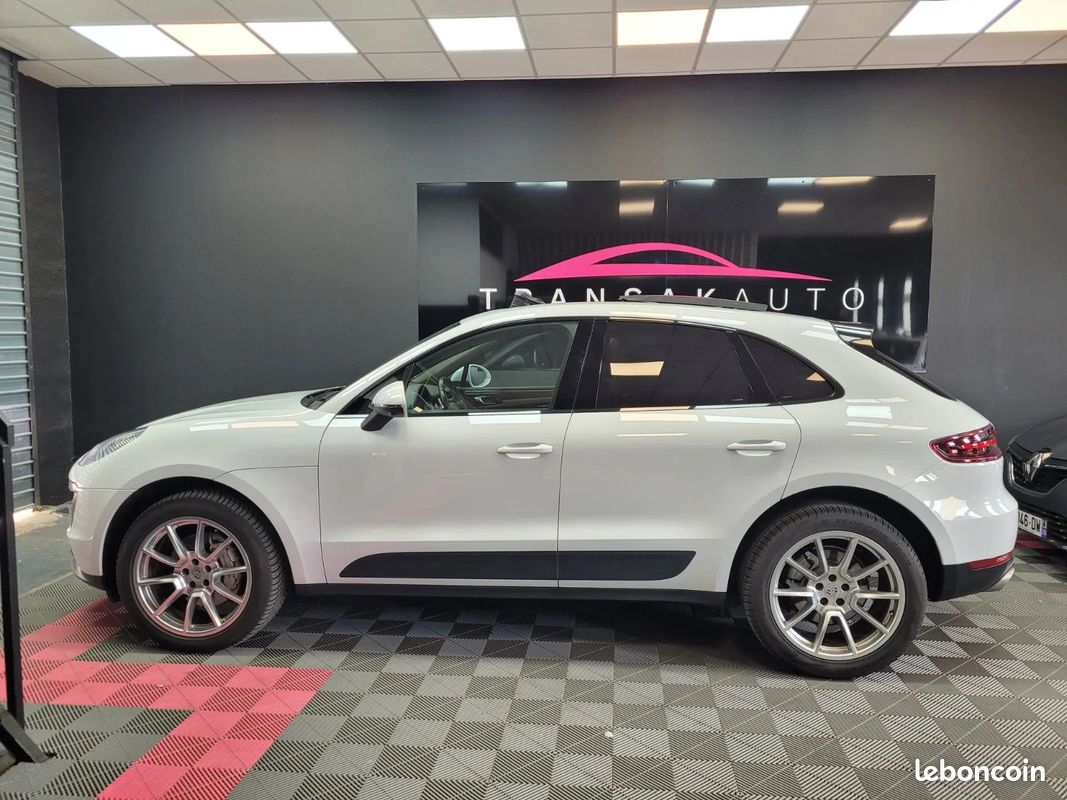 PORSCHE MACAN Diesel 3.0 V6 258 ch S PDK / SUPERBE ETAT - 2EME MAIN - ENTRETIEN PORSCHE - TOIT OUVRANT - BOSE (image 2)