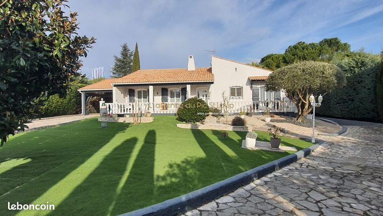 Villa 6 pièces 190 m²