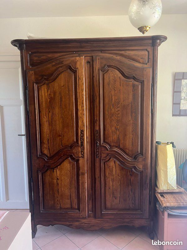 Grande armoire en chêne massif de qualité (image 3)