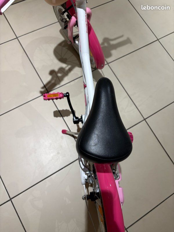Vélo enfant (image 2)