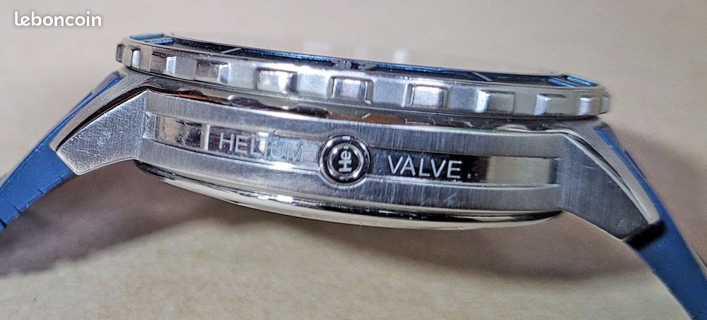 MontreTISSOT 1853 SEASTAR Automatique HELIUM VALVE 300 m ref T066407A 1ère main (image 4)