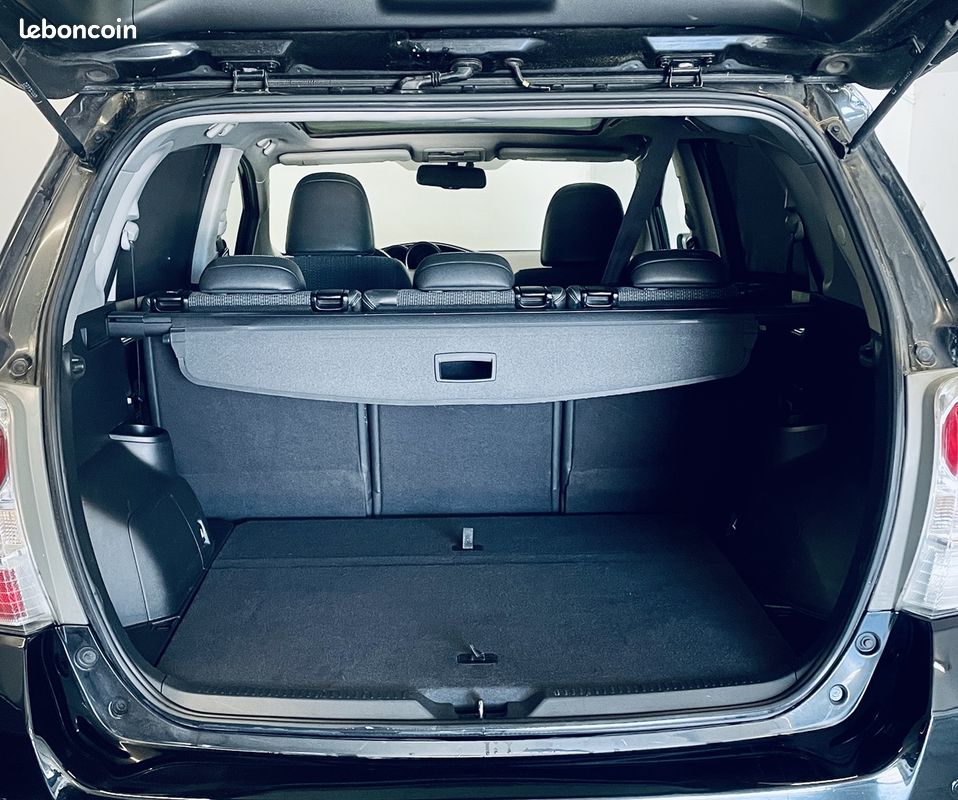 Toyota VERSO 124 D-4D SKYVIEW 5 PLACES (image 9)