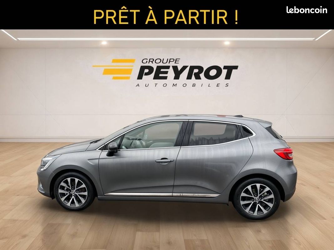 RENAULT Clio E-Tech full hybrid 145 Techno (image 3)