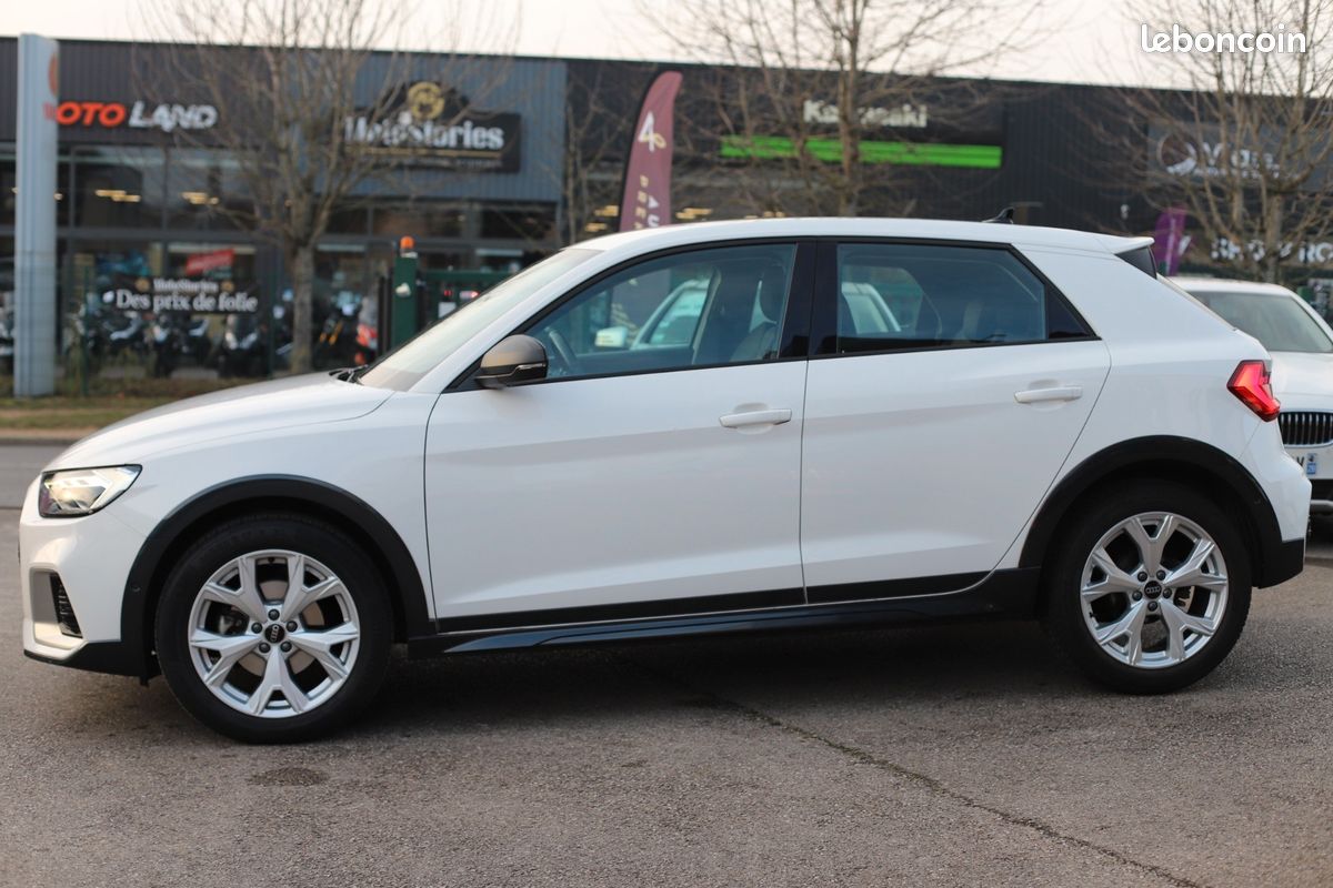 AUDI A1 ALLSTREET 30 tfsi 110 ch s tronic 7 design luxe (image 4)