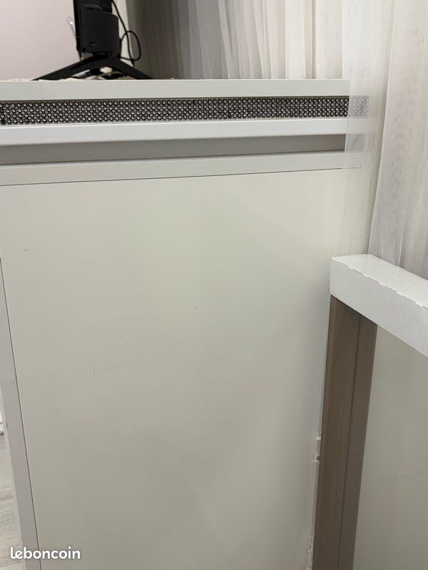 Commode (image 2)