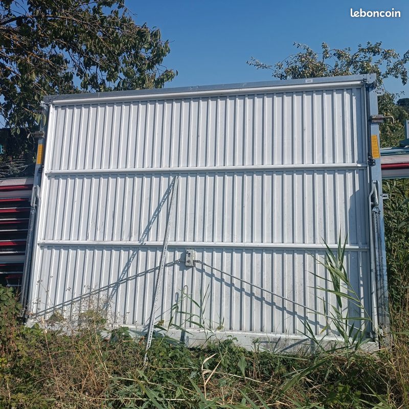 Porte de garage (image 1)