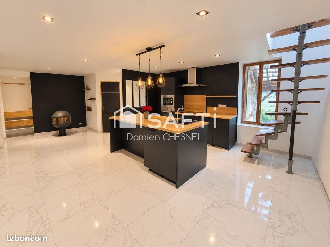 Maison 2 pièces 90 m² · à Doyet · 90 m² · 115 000 €