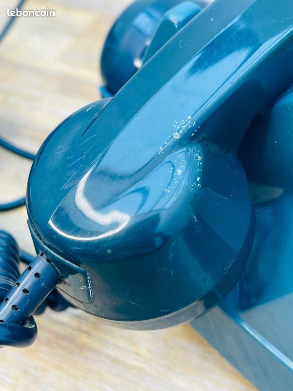 Téléphone Vintage SOCOTEL S63 Bleu Turquoise à Touches - PTT Français Rétro