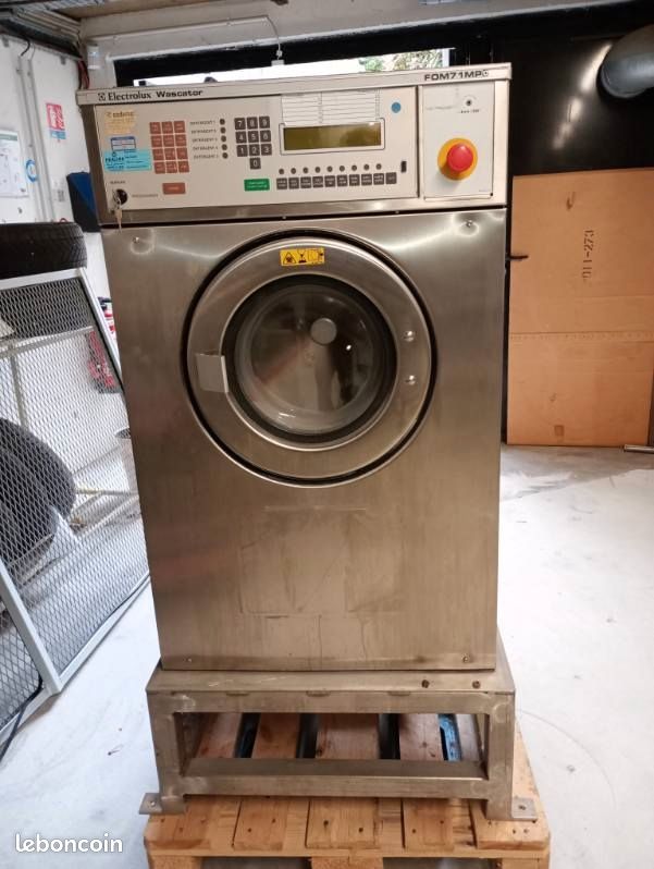 Machine à laver pro très bon état avec notice (image 1)