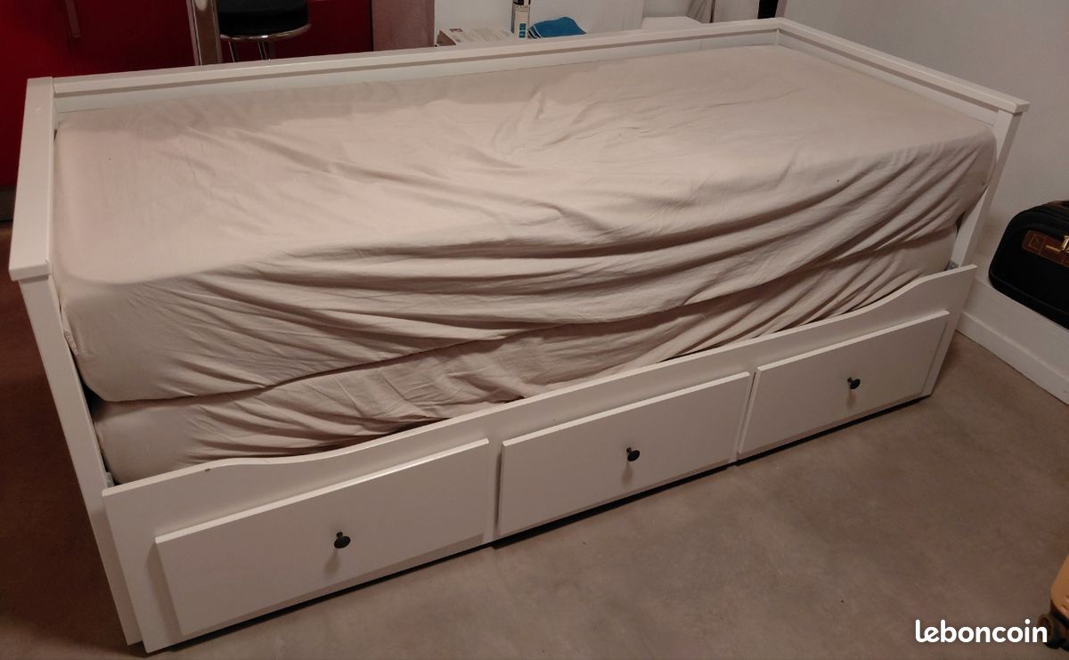 Banquet lit ikea + 2 matelas (image 2)