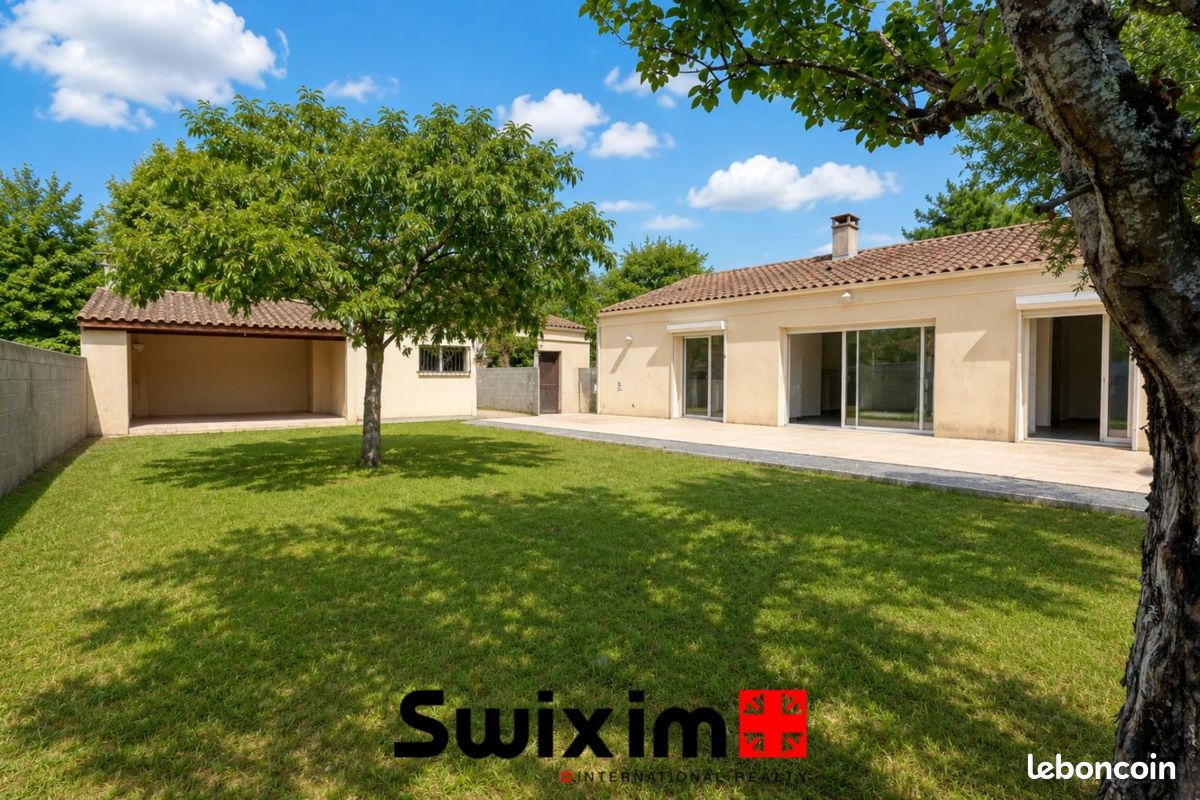 Maison 8 pièces 141 m² · à Blanquefort · 141 m² · 470 000 €