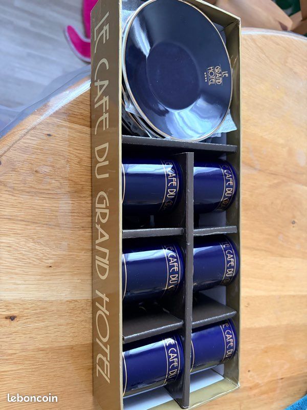 Tasses et sous-tasses (image 1)