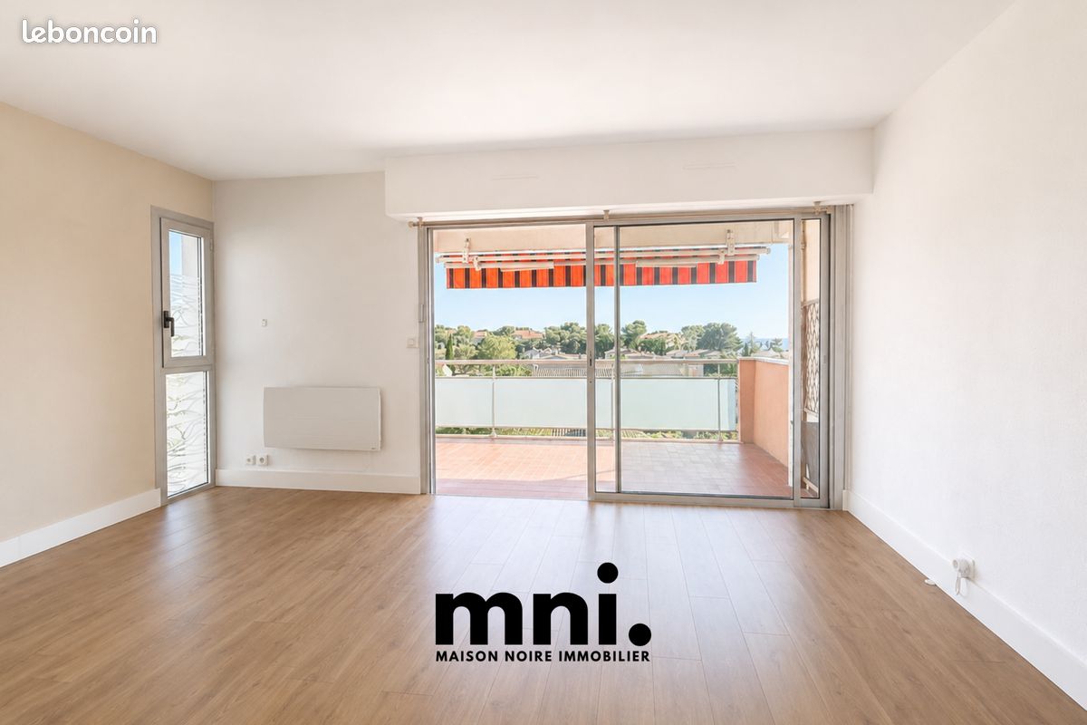 Appartement 2 pièces 45 m² · à Saint-Mandrier-sur-Mer · 45 m² · 245 000 €