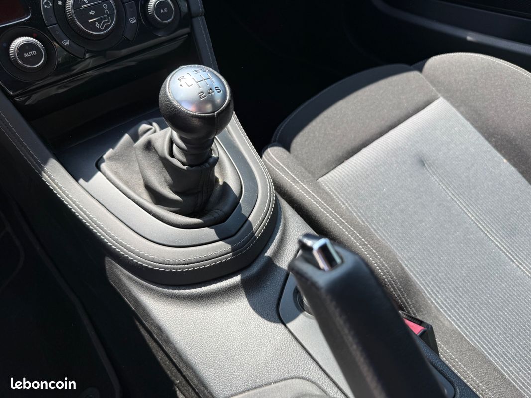 Peugeot rcz 1.6 thp 200ch (image 25)