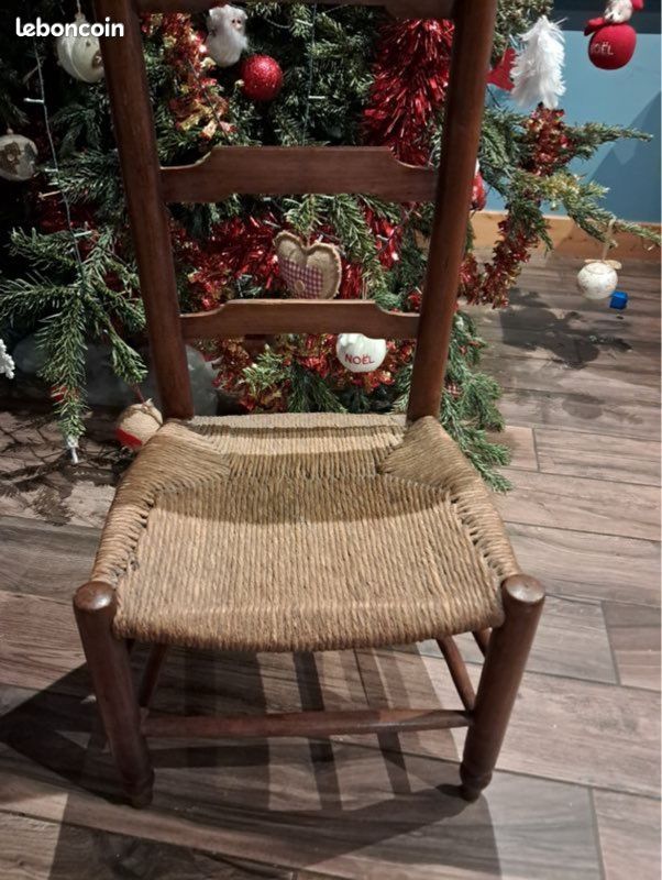 Ancienne chaise de prière (image 2)