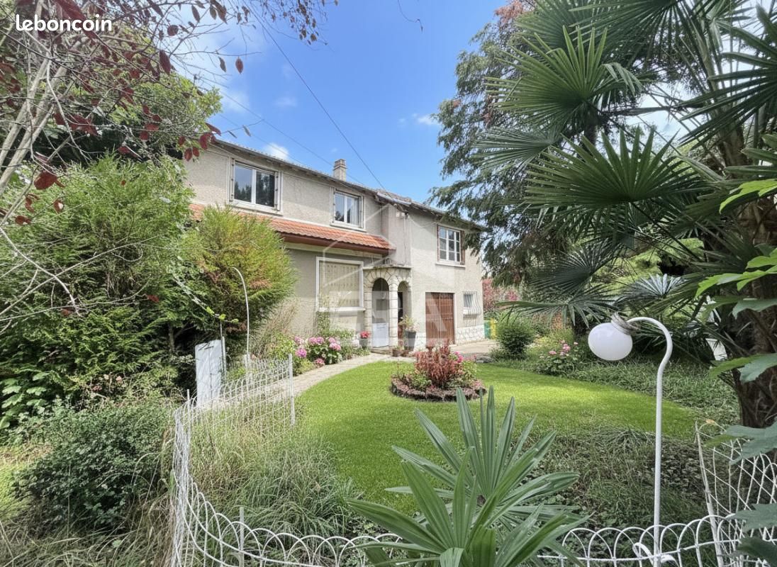 Maison 5 pièces 90 m² · à Créteil · 90 m² · 460 000 €