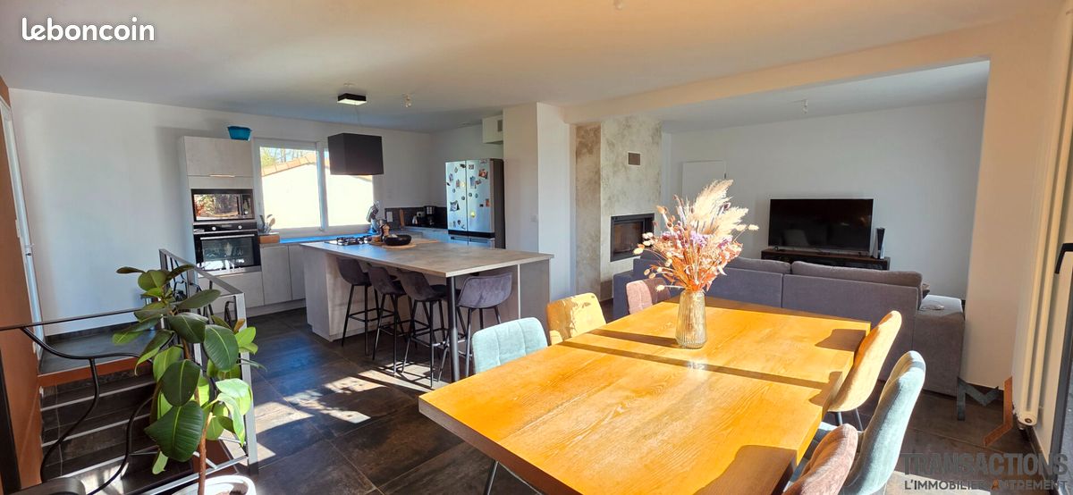 Maison 4 pièces 101 m² · à Sainte-Pazanne · 101 m² · 1 150 €