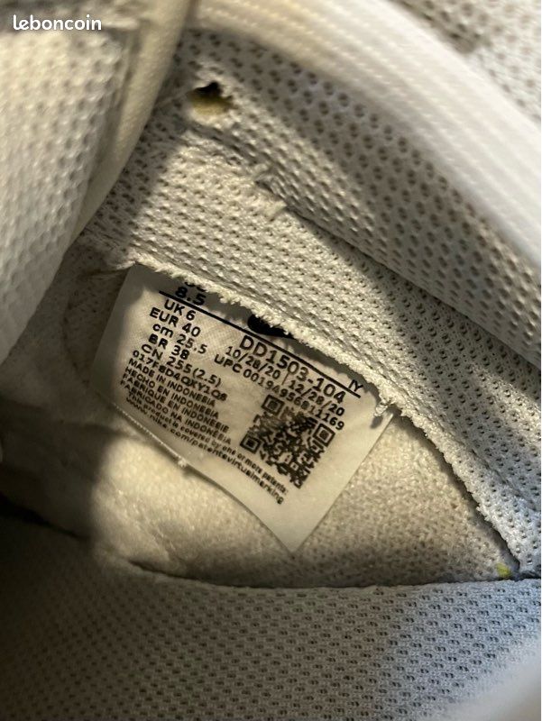 Nike Dunk Low Barely Green (image 7)