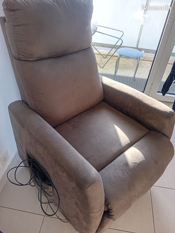 Fauteuil (image 1)