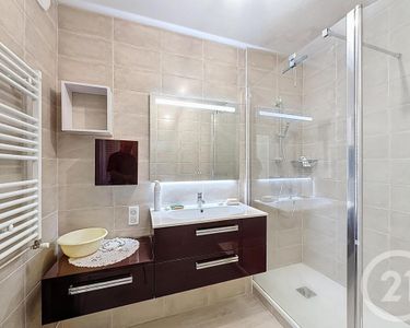 Appartement 330 000 € - 81 m²