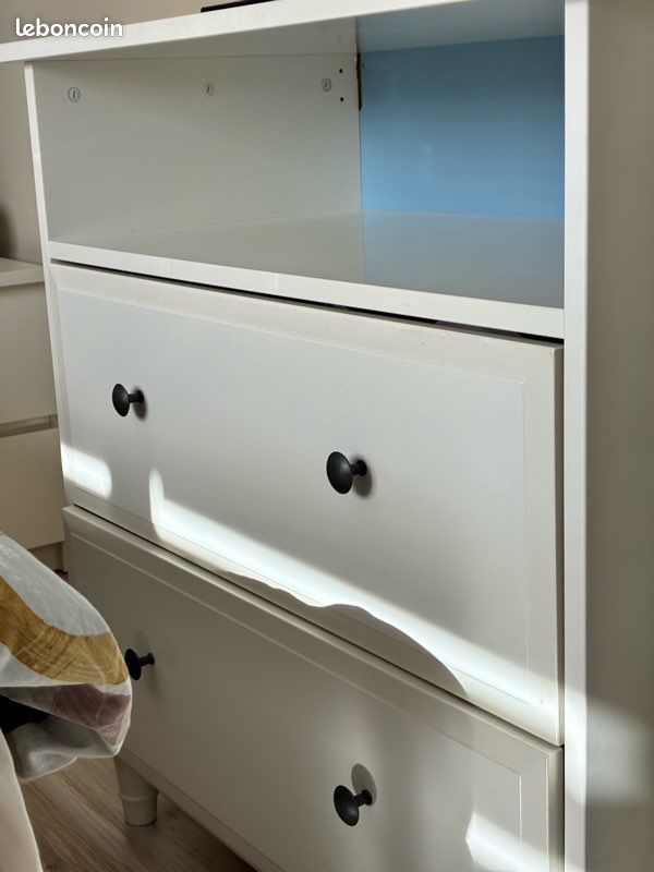 Commode IKEA avec table à langer amovible (image 2)