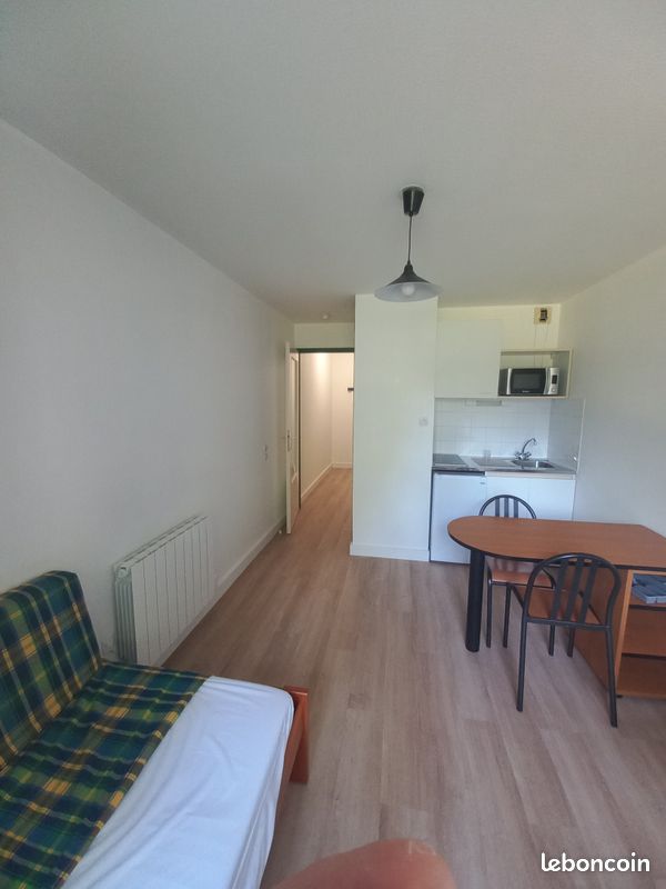 Appartement 1 pièce 21 m² · à Saint-Martin-d'Hères · 21 m² · 540 €/mois