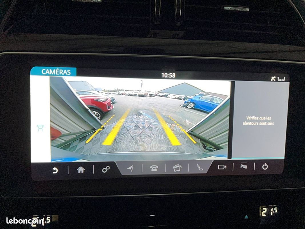 JAGUAR F-Pace 2.0 D - 180 ch AWD BVA8 Chequered Flag (image 16)