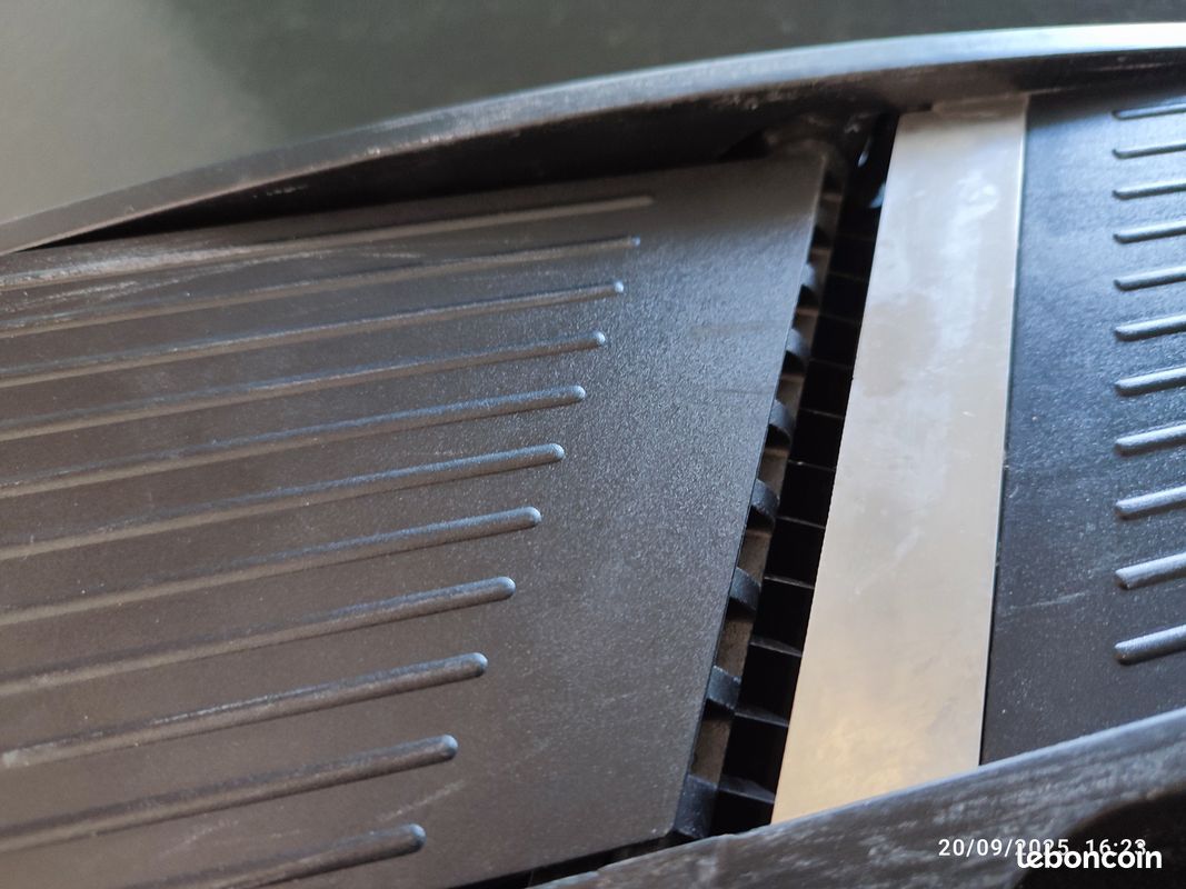 Mandoline lame acier inox (image 1)
