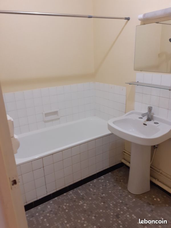 Appartement a louer auxerre - 1 pièce(s) - 38 m2 - Surfyn