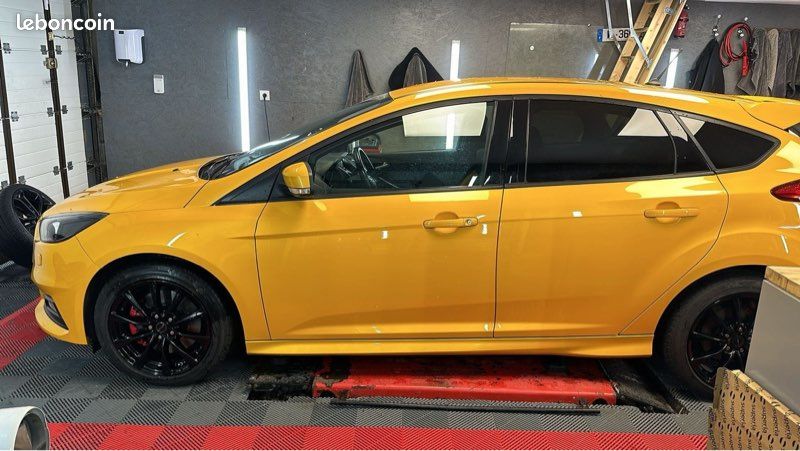 Ford focus st (image 3)