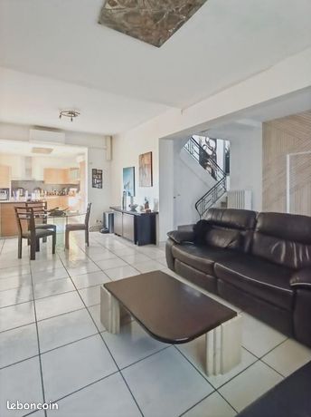 Maison 7 pièces 160 m²