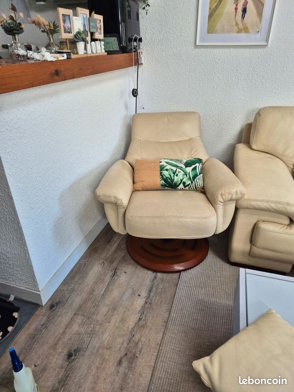 Canapé avec fauteuils (image 3)