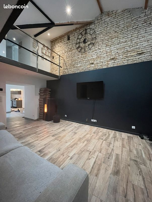 Maison 6 pièces 194 m² · à Tourriers · 194 m² · 244 000 €