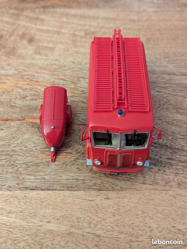 BER94 CAMIONS 1/43 Hachette IXO BERLIET GLA 19 R Fourgon mixte pompiers