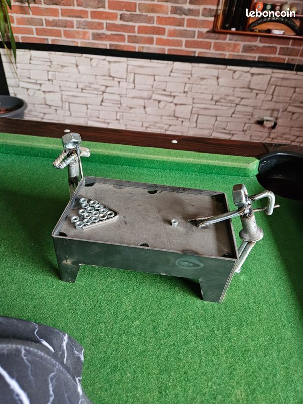 Statue boulon billard (image 1)