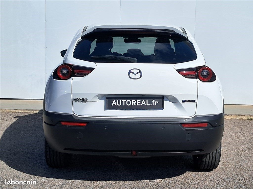 Mazda MX-30 2022 E-SKYACTIV 145 CH Makoto Urban Expression (image 10)