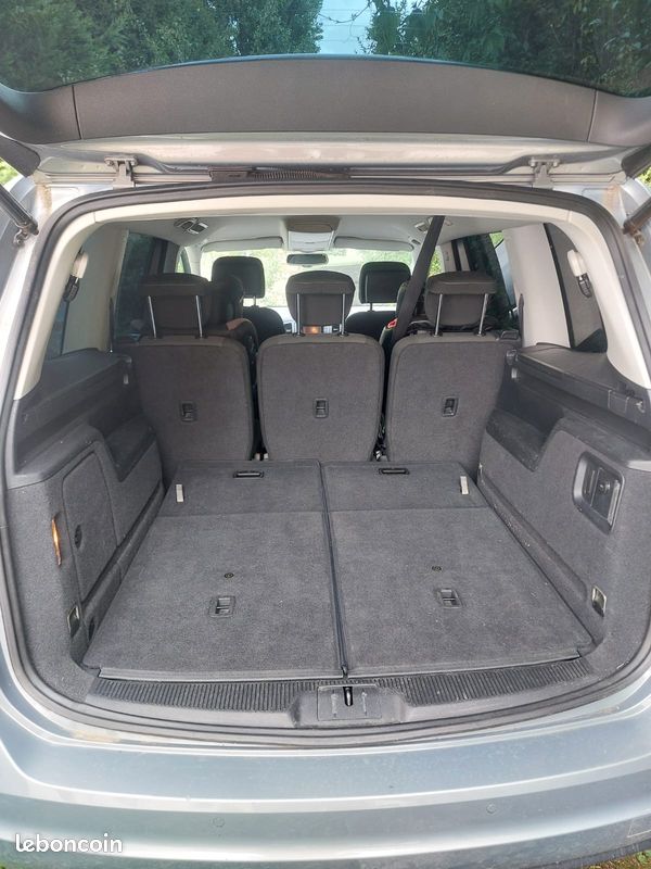 Volkswagen Sharan 1.4L TSI 150CH Blue Motion (image 2)