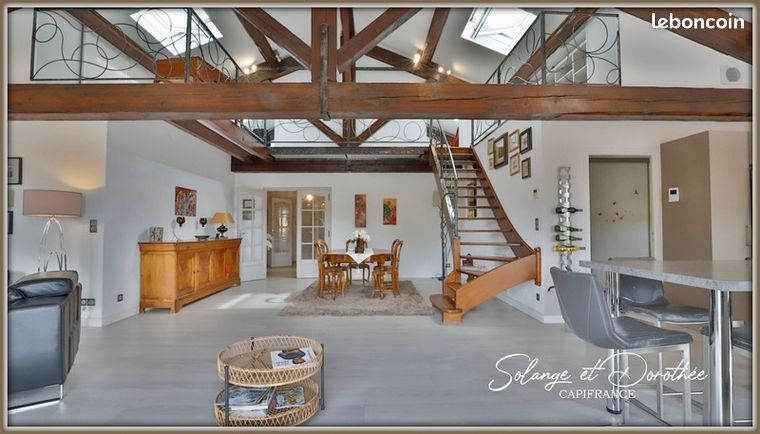 Maison 8 pièces 325 m²