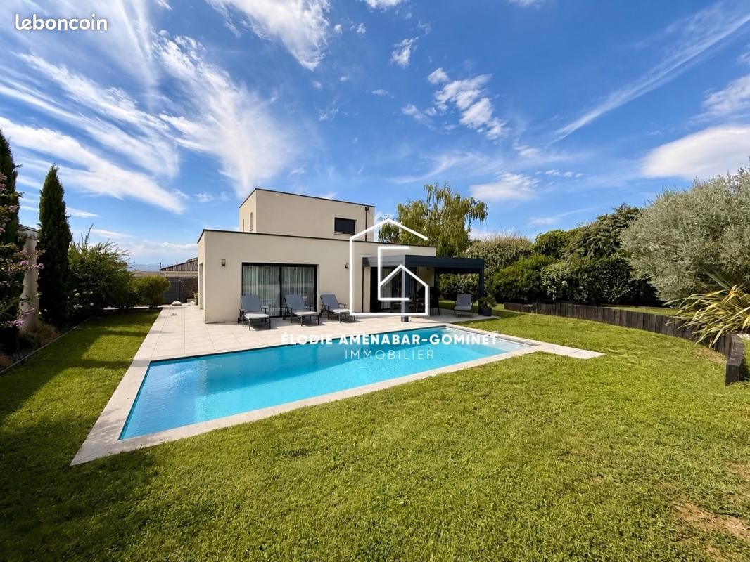 Maison 6 pièces 136 m² · à Massieux · 136 m² · 595 000 €