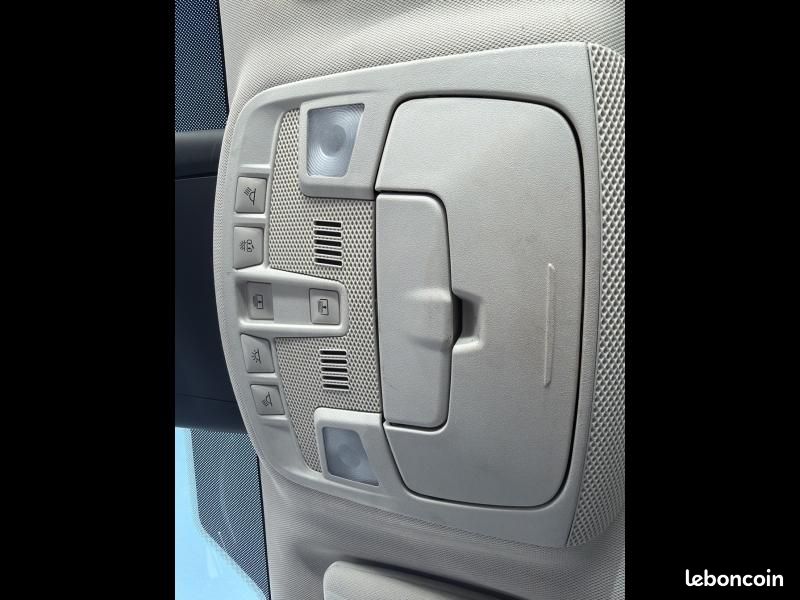 Ford S-MAX 2.0 EcoBlue 150ch Titanium Euro6.2 7 PLACES (image 25)